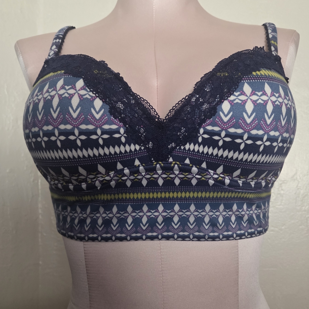 Victoria's Secret Navy and White Patterned Bralette